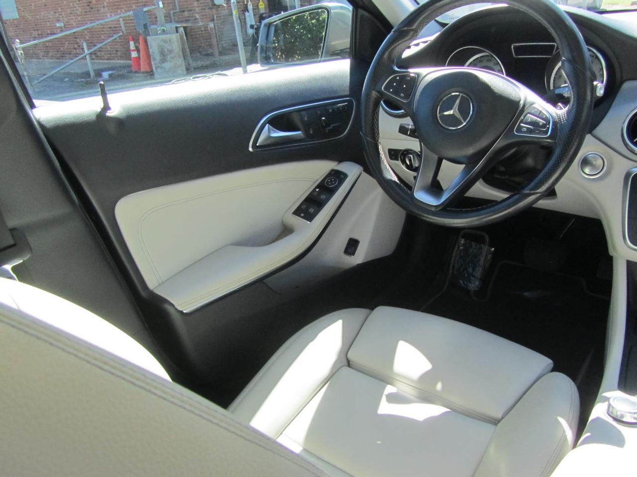 Mercedes-Benz GLA-Class GLA250 4MATIC 2016