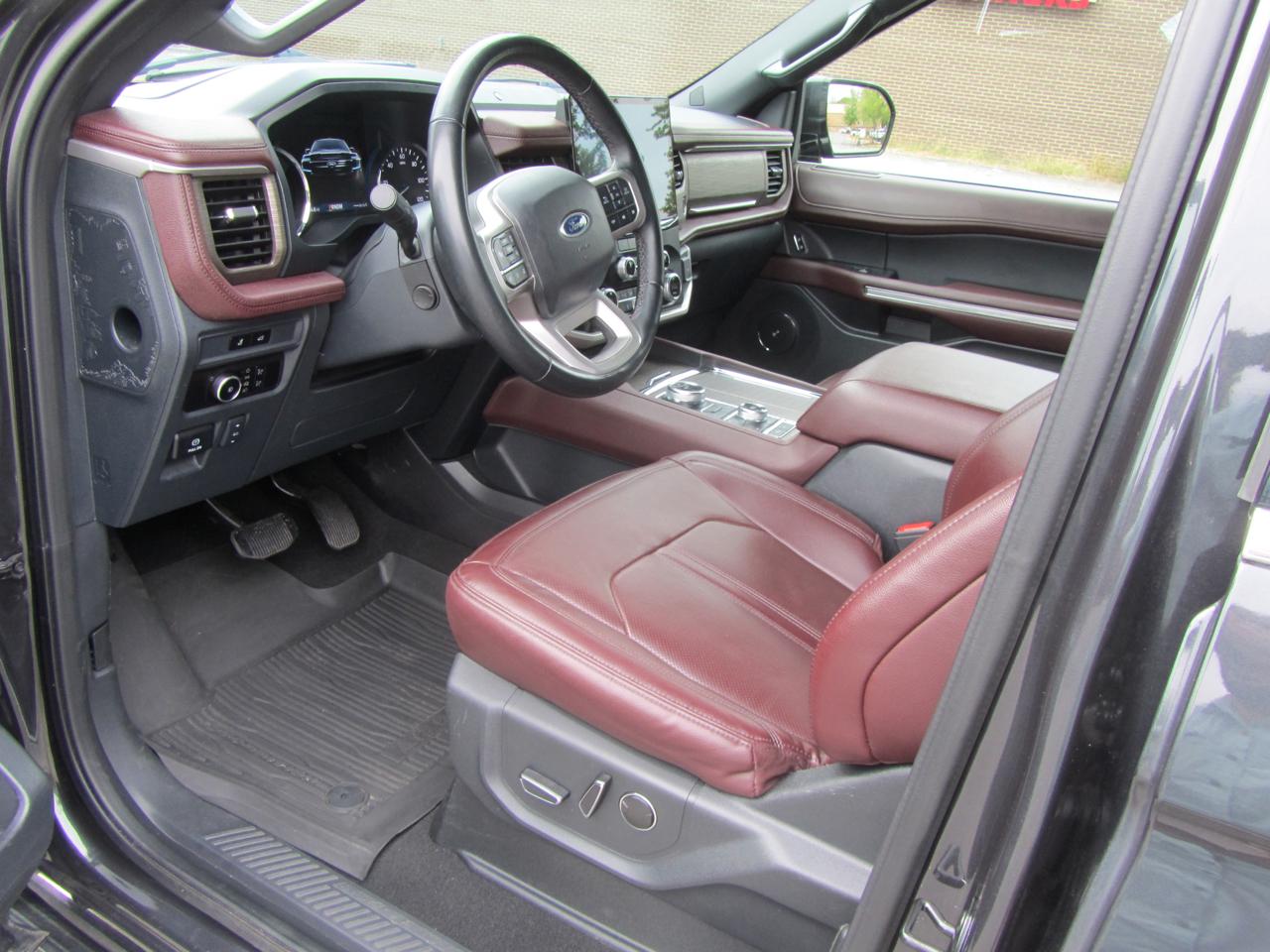 Ford Expedition MAX Limited 4WD 2023