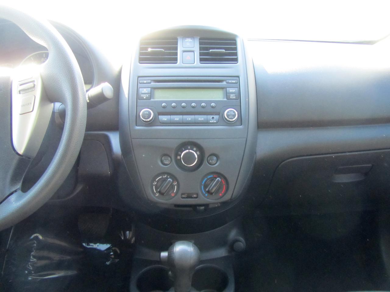 Nissan Versa 1.6 S 5M 2017