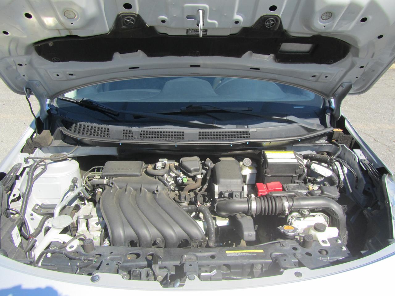 Nissan Versa 1.6 S 5M 2017