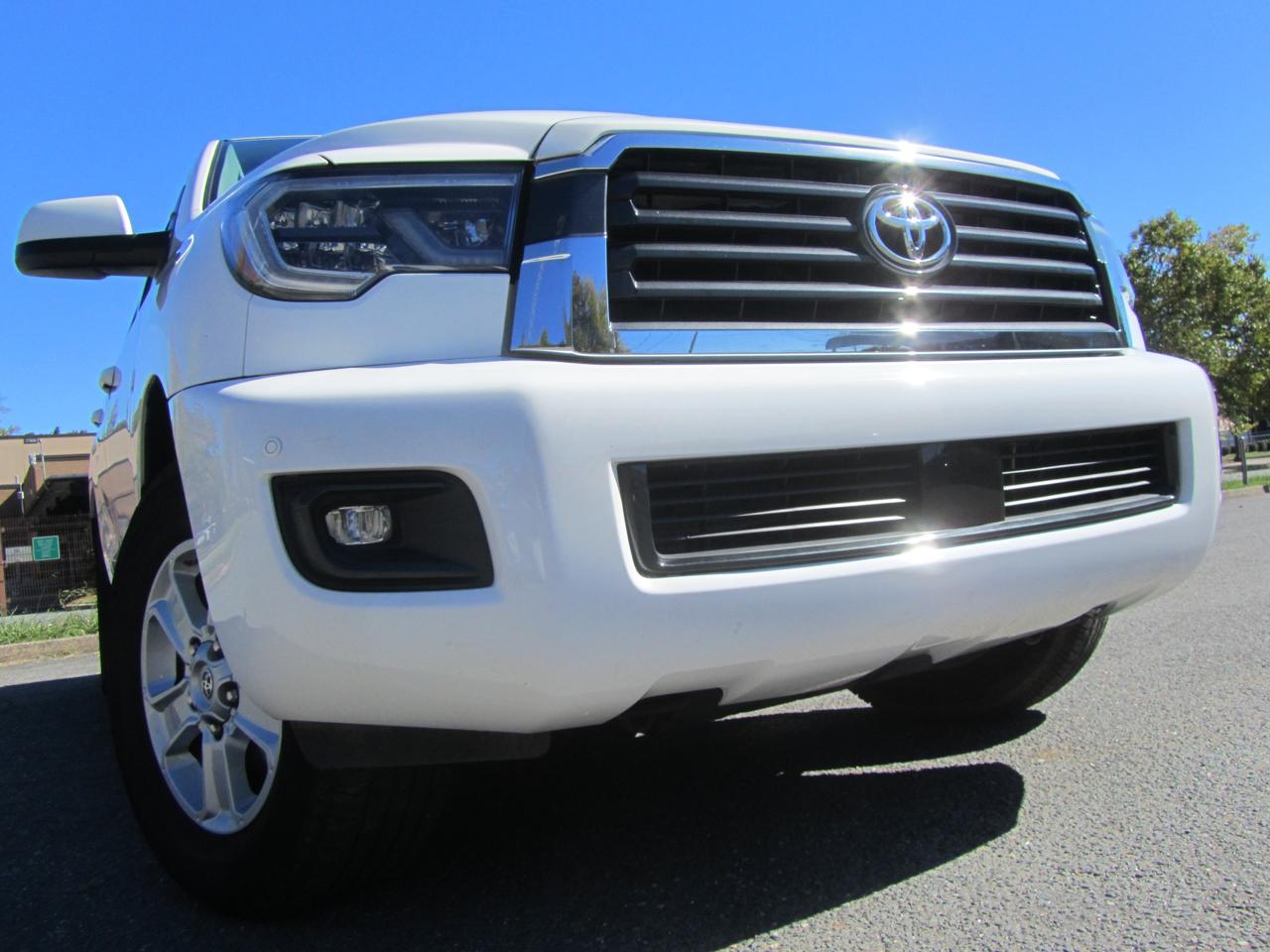 2018 Toyota Sequoia SR5 Premium 5.7L 4WD