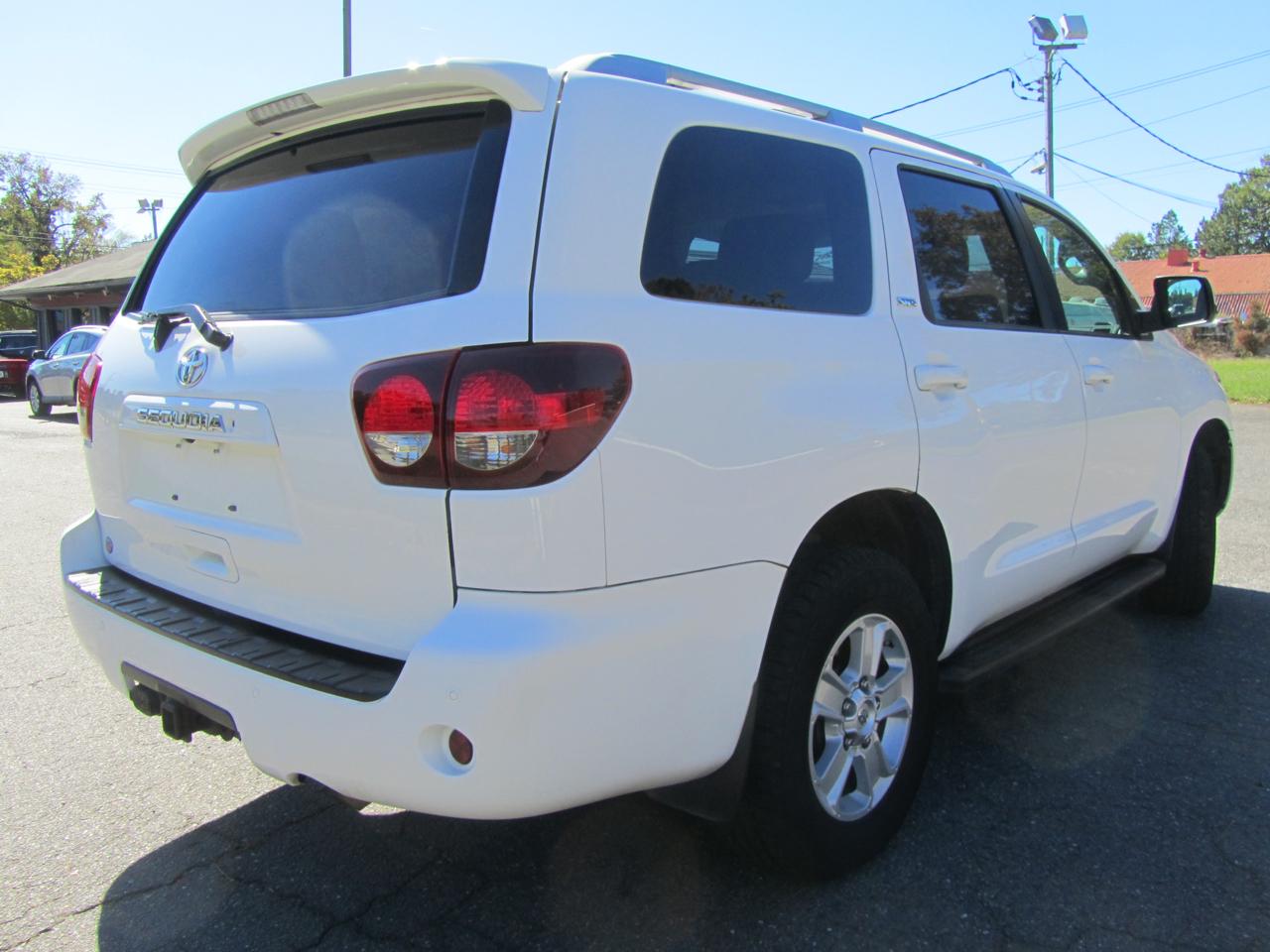 Toyota Sequoia  2018
