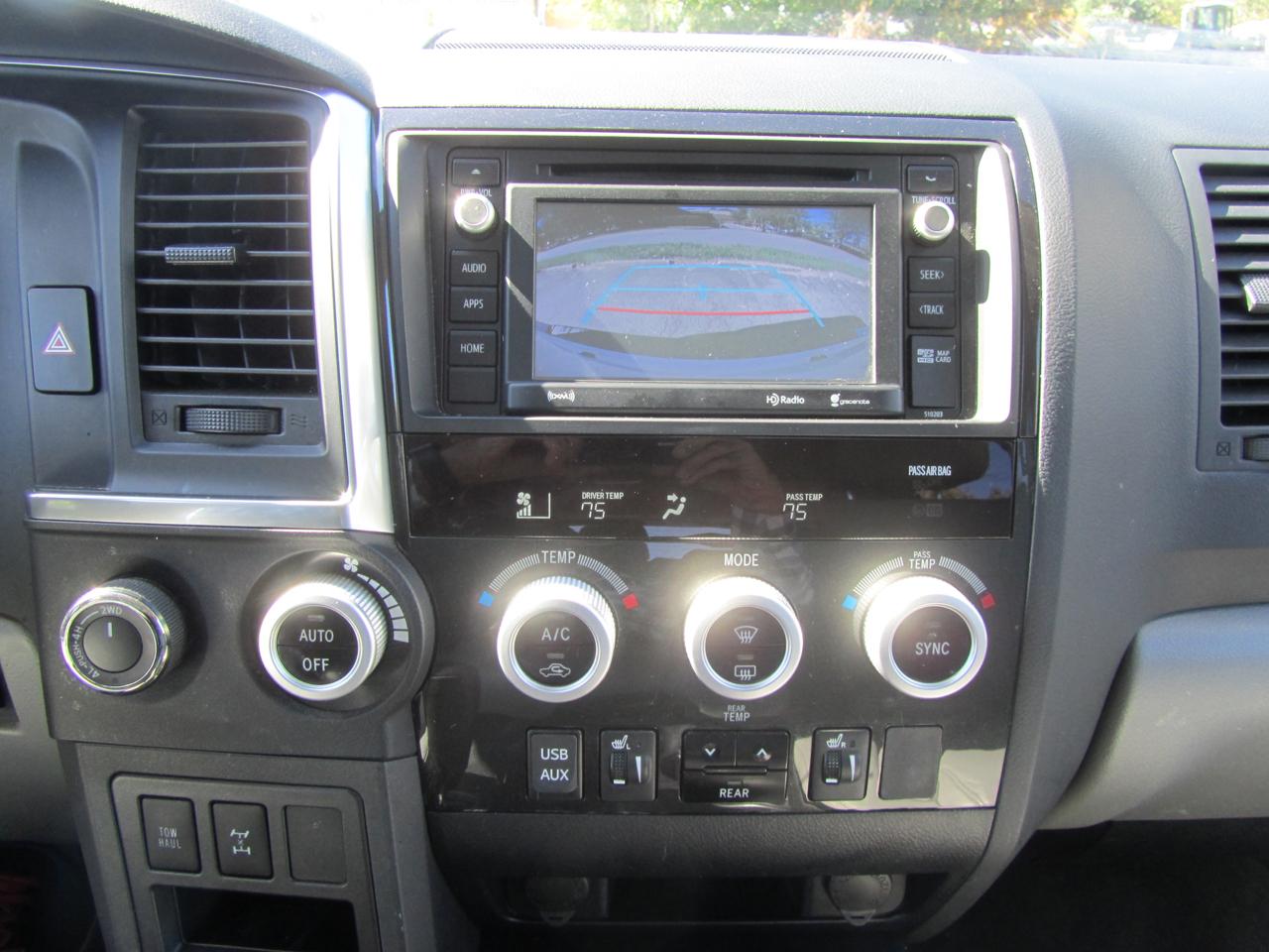 Toyota Sequoia  2018