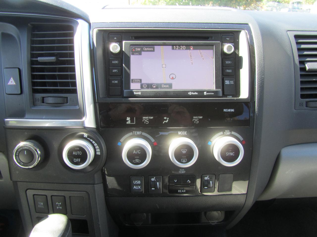 Toyota Sequoia  2018