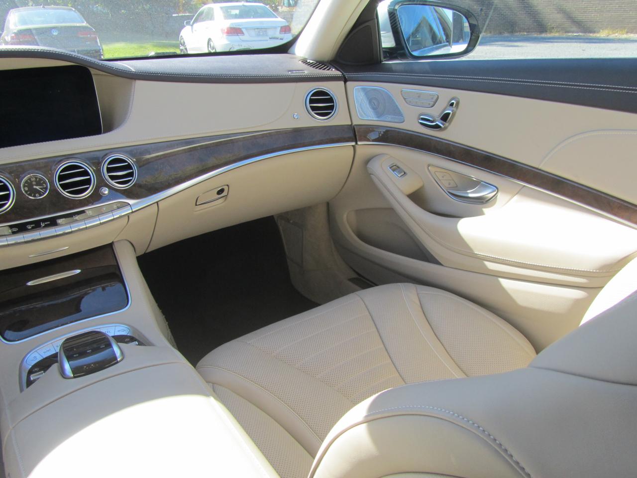 Mercedes-Benz S-Class S560 2019
