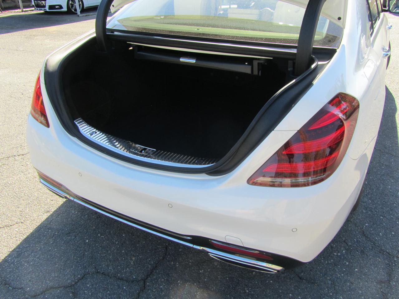 Mercedes-Benz S-Class S560 2019