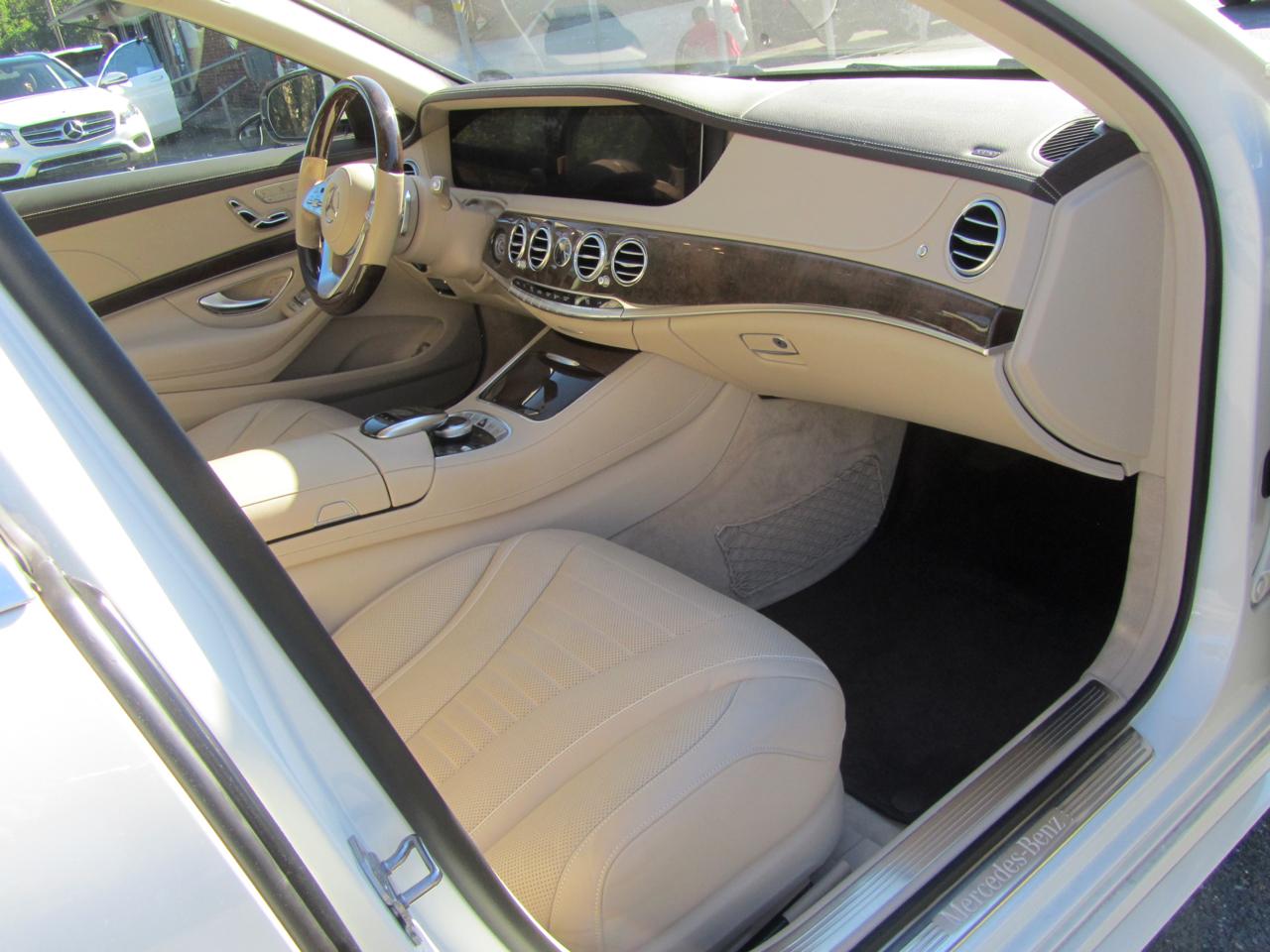 Mercedes-Benz S-Class S560 2019