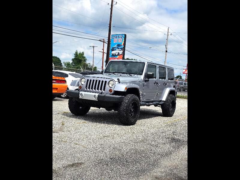 2013 Jeep Wrangler Unlimited Sahara 4WD