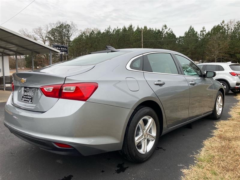 Chevrolet Malibu  2023