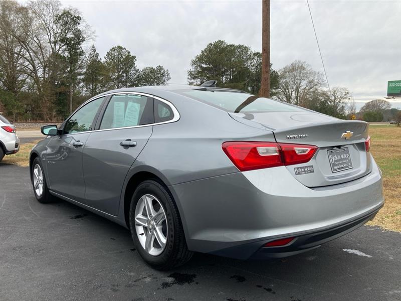 Chevrolet Malibu  2023
