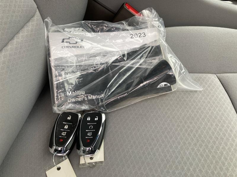 Chevrolet Malibu  2023