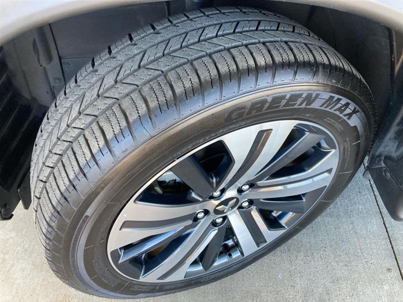 Mitsubishi Outlander Sport  2025