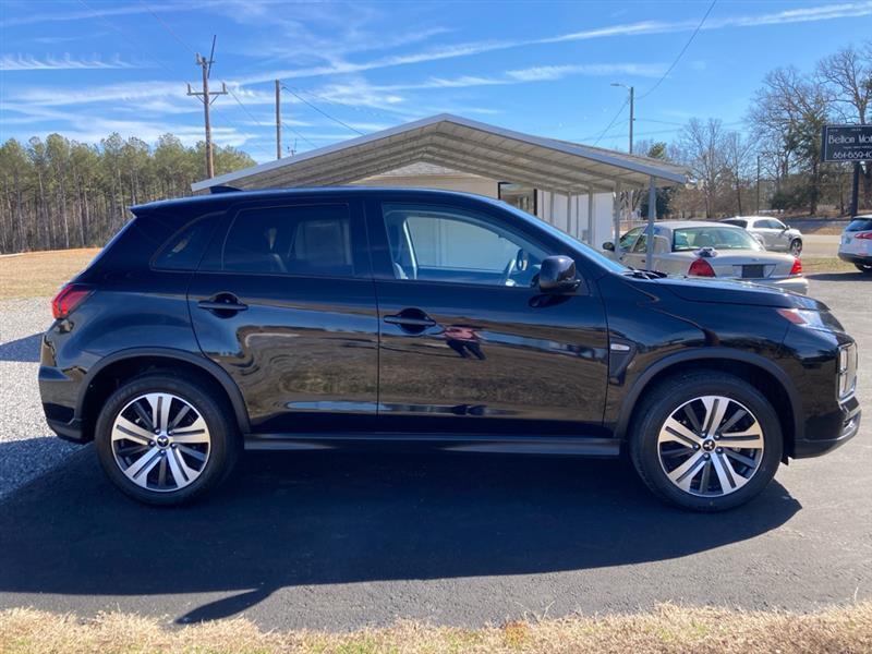 Mitsubishi Outlander Sport  2022