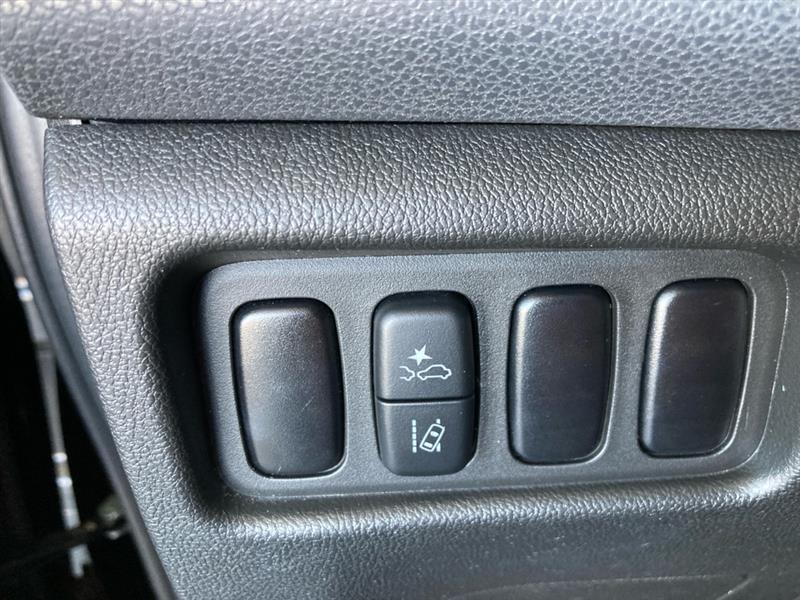 Mitsubishi Outlander Sport  2022