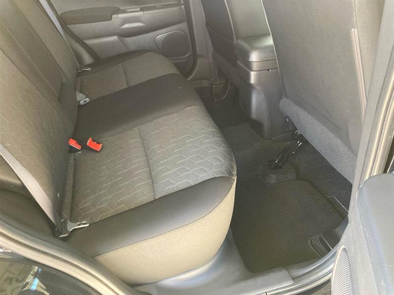 Mitsubishi Outlander Sport  2022