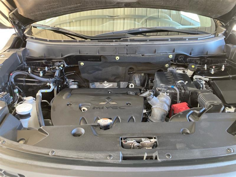 Mitsubishi Outlander Sport  2022