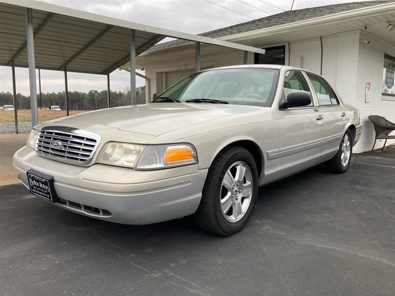 Ford Crown Victoria  2008