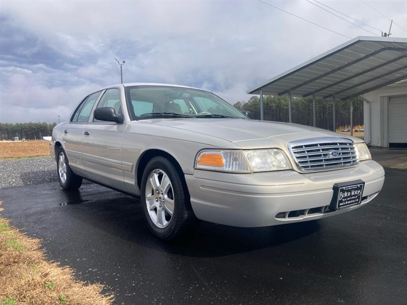 Ford Crown Victoria  2008