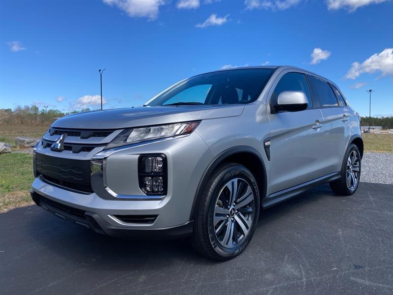 Mitsubishi Outlander Sport  2025