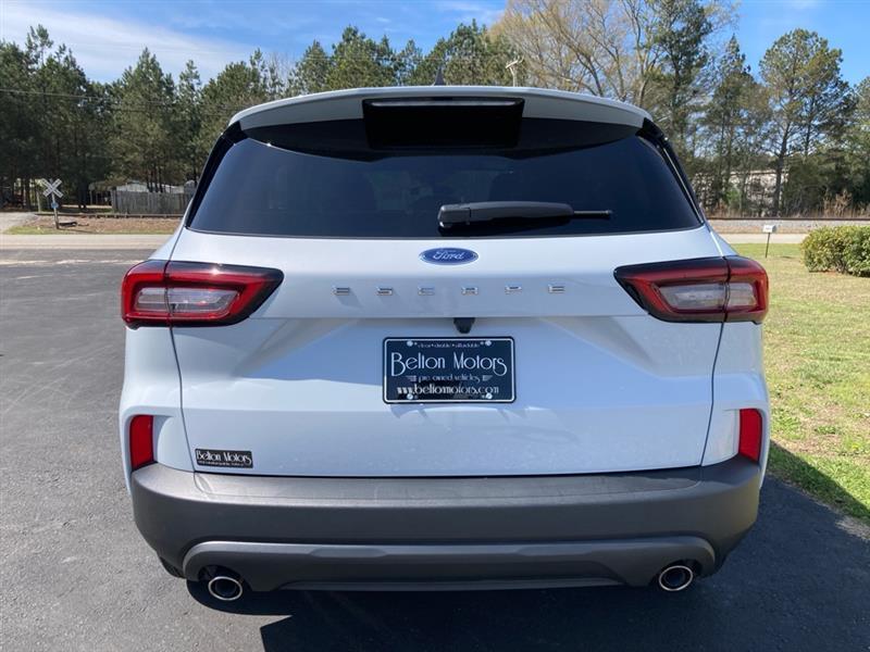 Ford Escape  2025