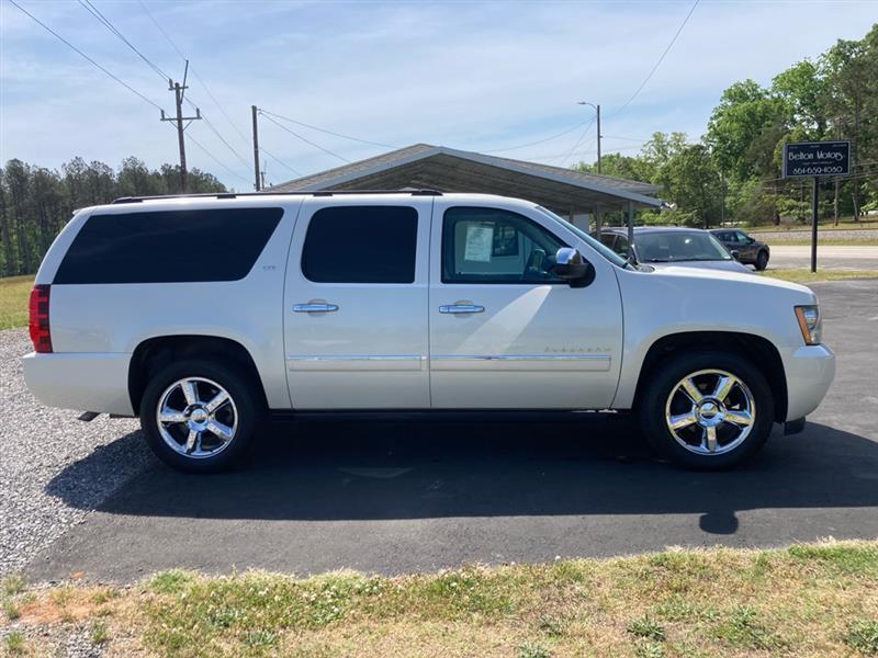 Chevrolet Suburban  2014