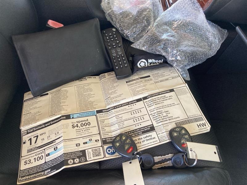 Chevrolet Suburban  2014