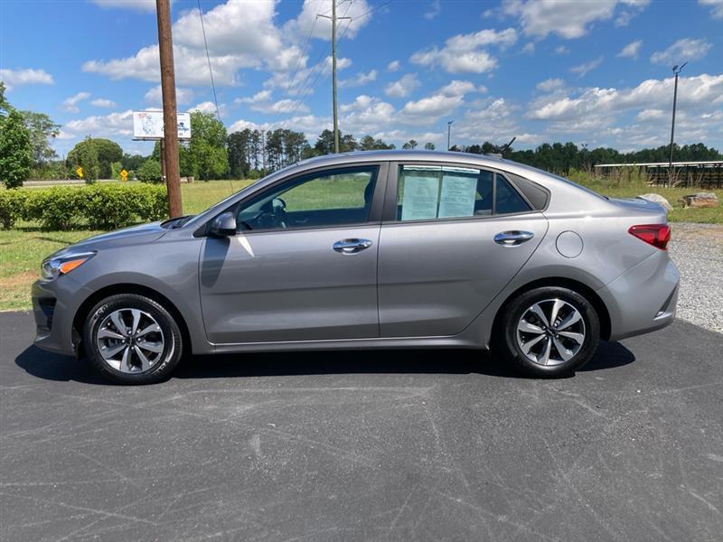 Kia Rio  2023