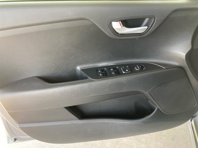 Kia Rio  2023