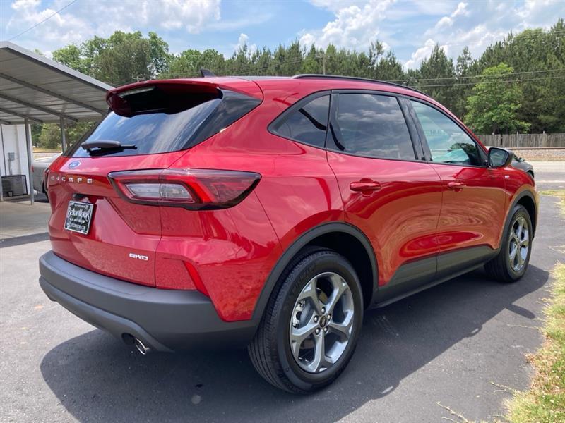 Ford Escape  2025