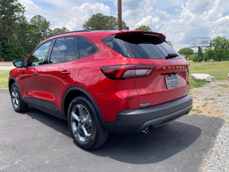 Ford Escape  2025