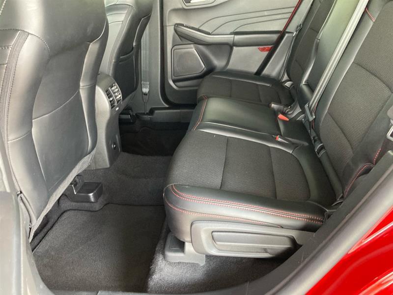 Ford Escape  2025