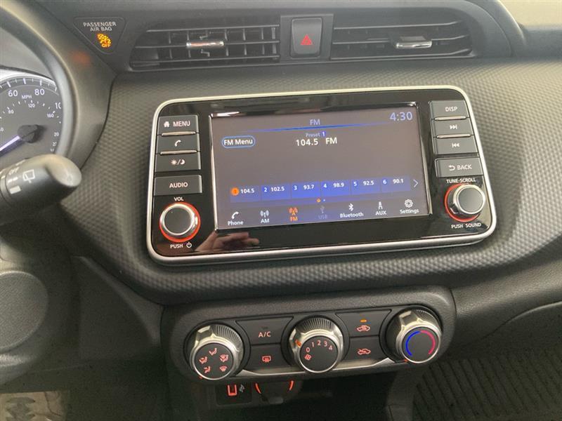 Nissan Kicks  2025