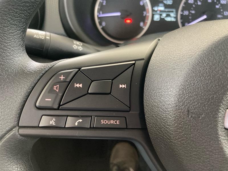 Nissan Kicks  2025
