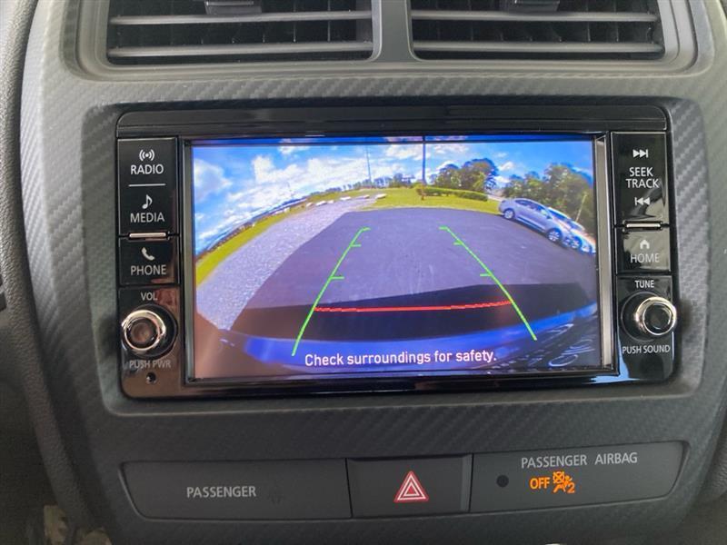 Mitsubishi Outlander Sport  2025
