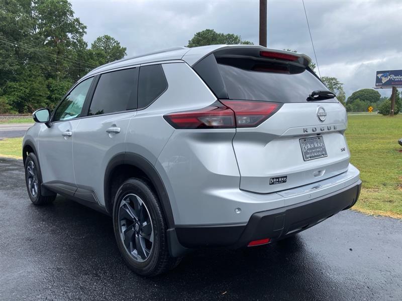 Nissan Rogue  2024