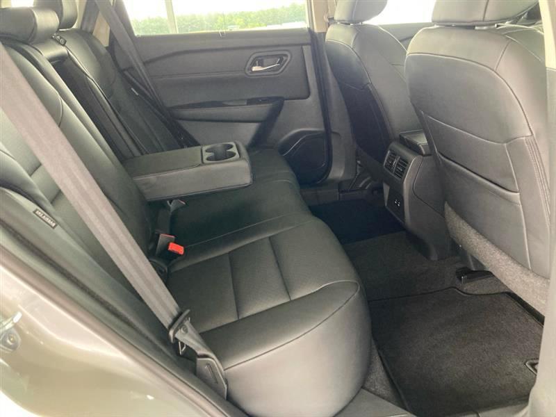 Nissan Rogue  2024
