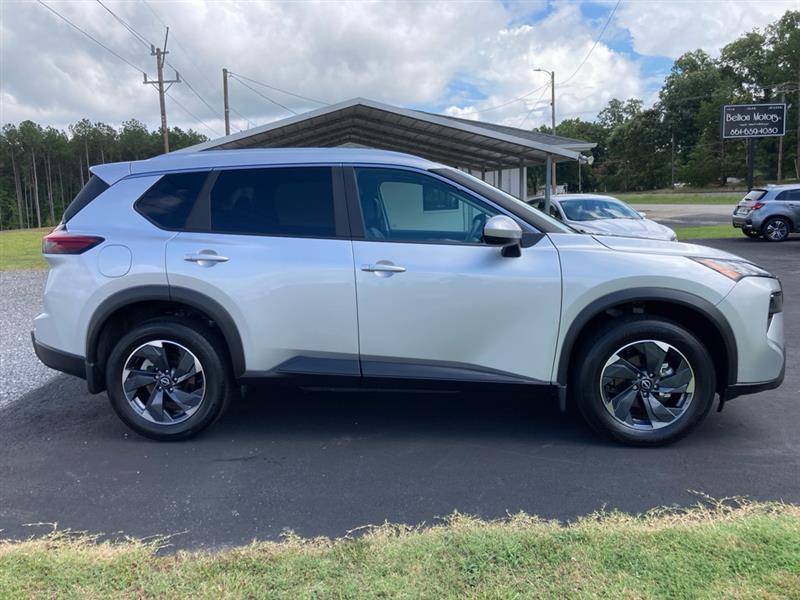 Nissan Rogue  2024