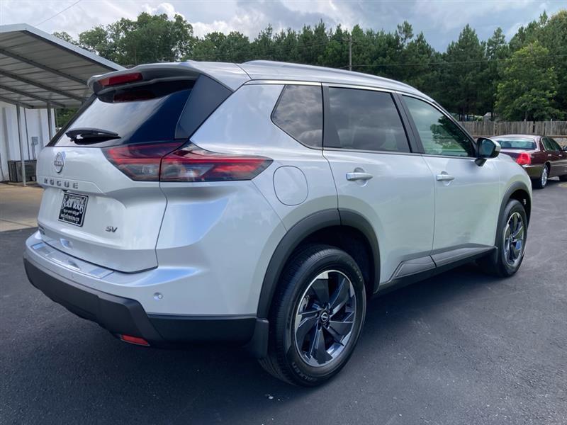 Nissan Rogue  2024