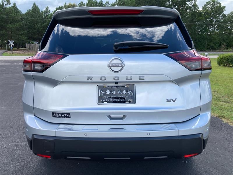Nissan Rogue  2024