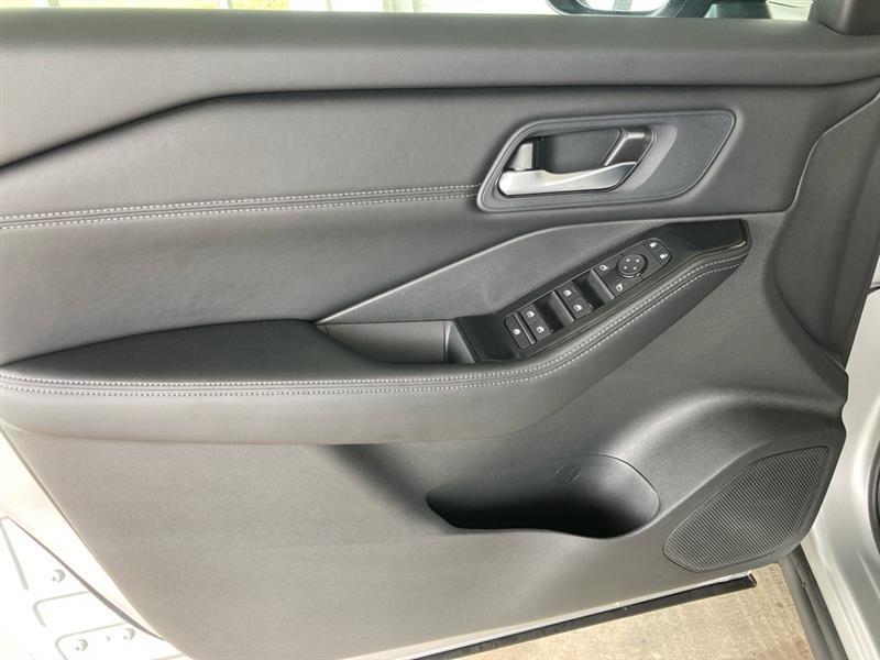 Nissan Rogue  2024