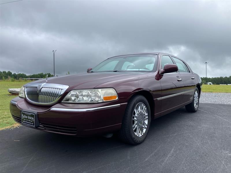Lincoln Town Car  2008
