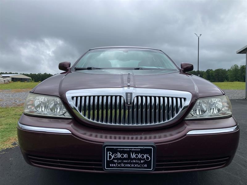 Lincoln Town Car  2008