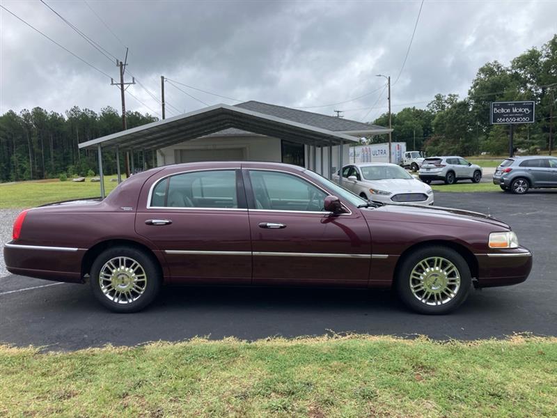 Lincoln Town Car  2008