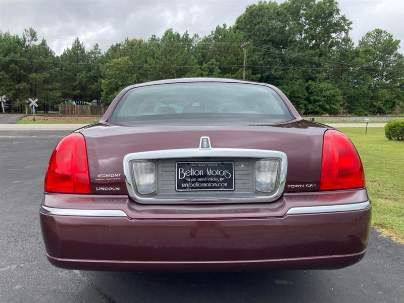 Lincoln Town Car  2008