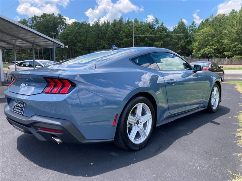 Ford Mustang EcoBoost Premium Coupe 2026