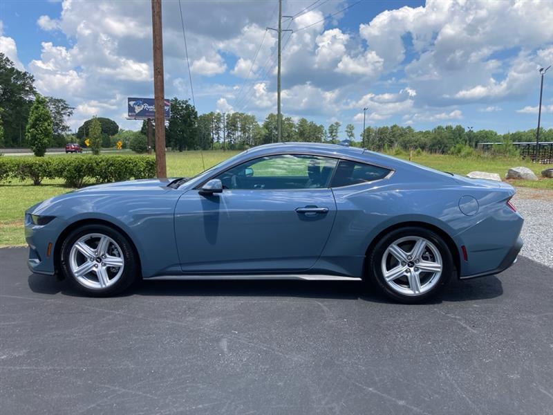 Ford Mustang EcoBoost Premium Coupe 2026
