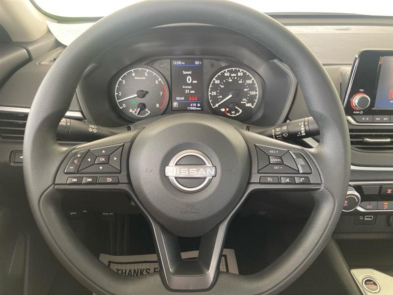 Nissan Altima  2024