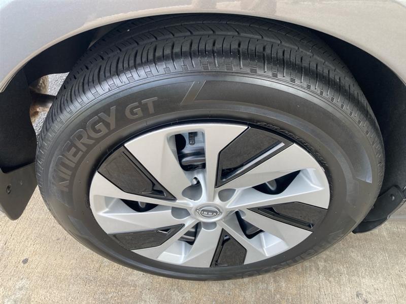 Nissan Altima  2024