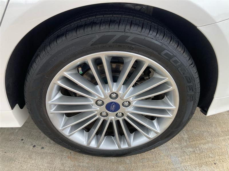 Ford Fusion  2014