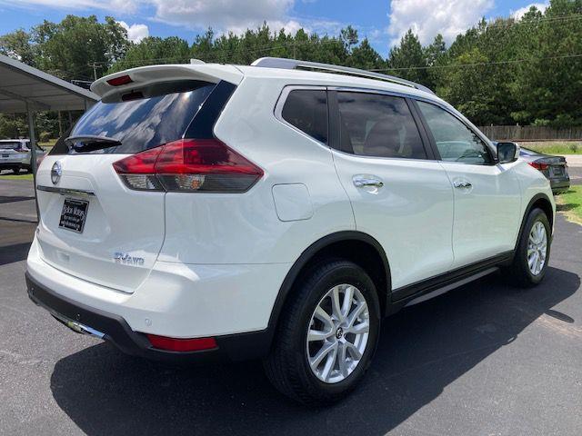 Nissan Rogue  2020
